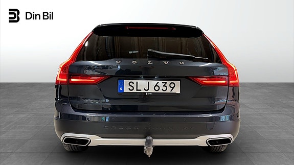 Volvo V90 Cross Country 5 of 5