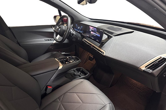 BMW iX 6 of 19