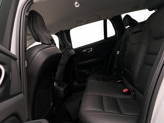 Volvo V60 25 of 30
