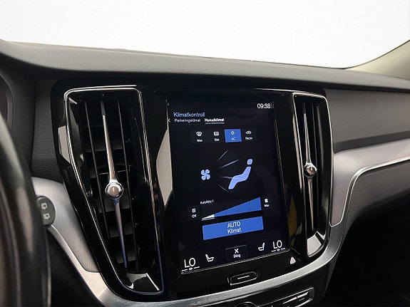 Volvo V60 30 of 30