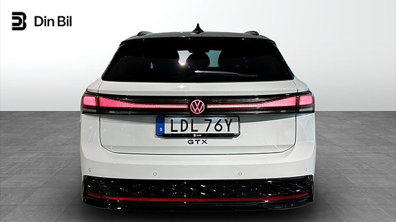 Volkswagen ID.7 5 of 5