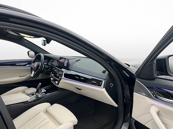BMW 530i 26 of 30