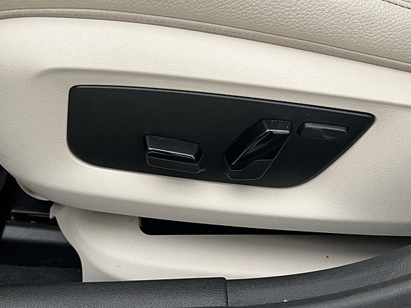 BMW 530i 13 of 30