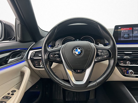 BMW 530i 15 of 30