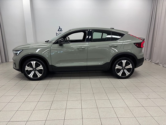 Volvo C40 2 of 5