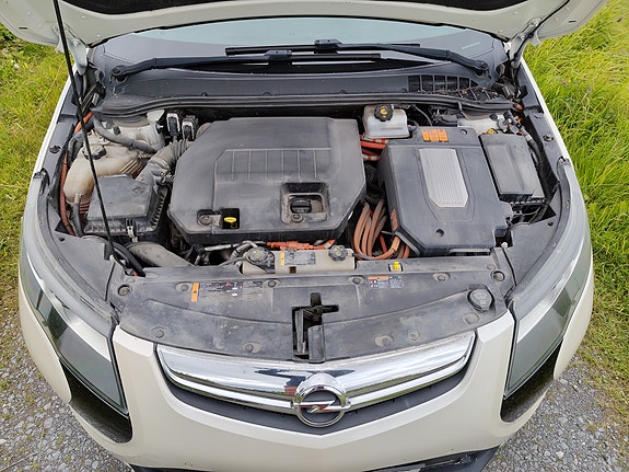 Opel Ampera 10 of 20