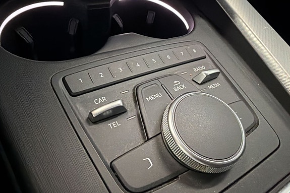Audi A4 21 of 23