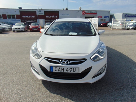 Hyundai i40 3 of 10