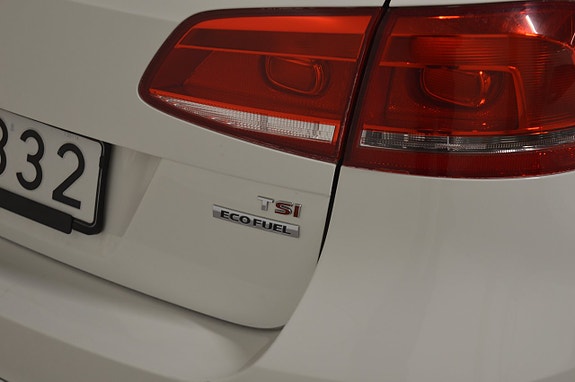 Volkswagen Passat 8 of 10