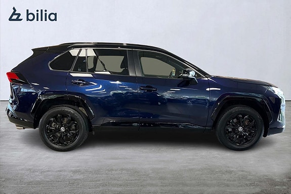 Toyota RAV4 18 of 21