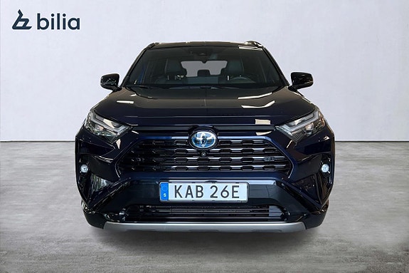 Toyota RAV4 6 of 21