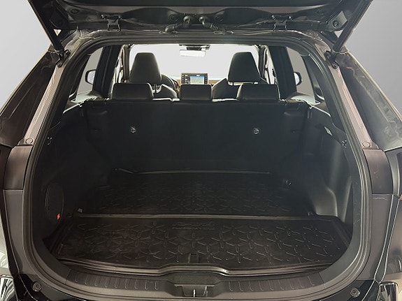 Toyota RAV4 11 of 27