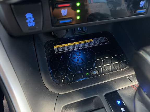 Toyota RAV4 21 of 27