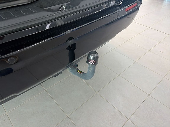 Toyota RAV4 15 of 27