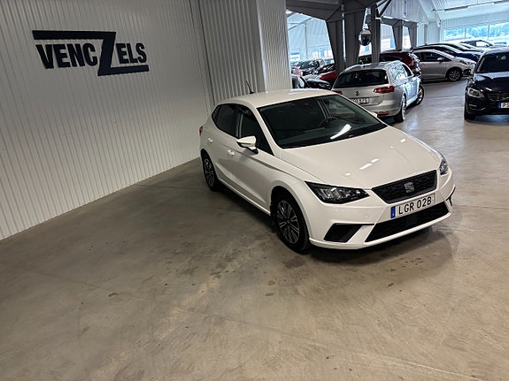 Seat Ibiza 2 of 9