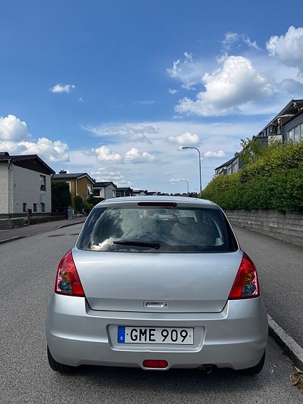 Suzuki Swift 4 of 5