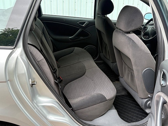 Citroen C5 11 of 15
