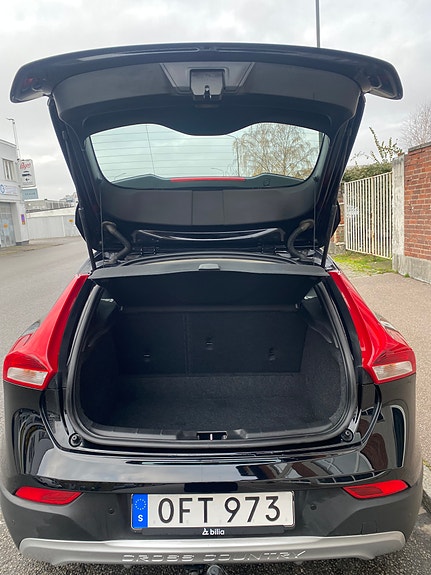 Volvo V40 Cross Country 6 of 17