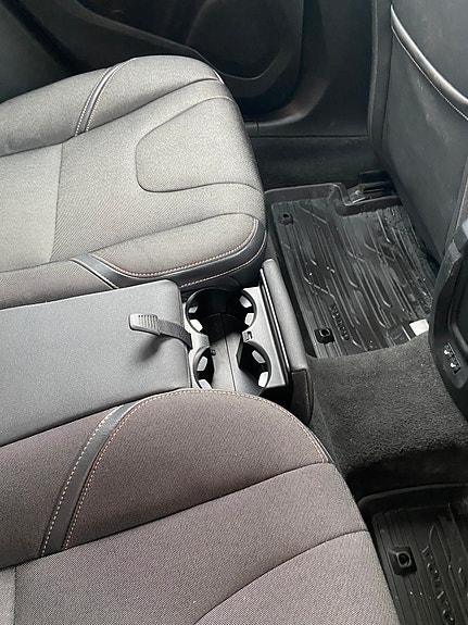 Volvo V40 Cross Country 10 of 17