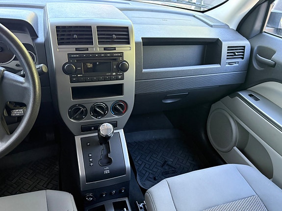 Jeep Patriot 15 of 16