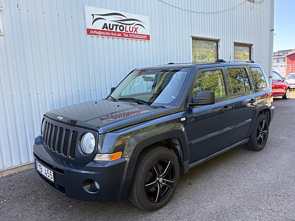 Jeep Patriot 2 of 5