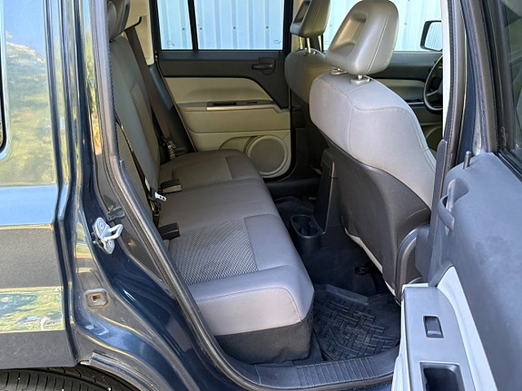 Jeep Patriot 11 of 16