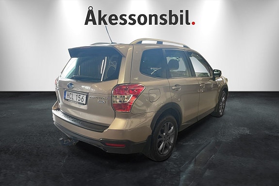 Subaru Forester 4 of 16