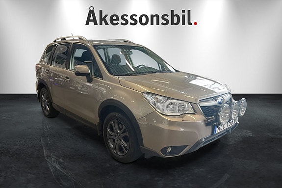 Subaru Forester 3 of 16