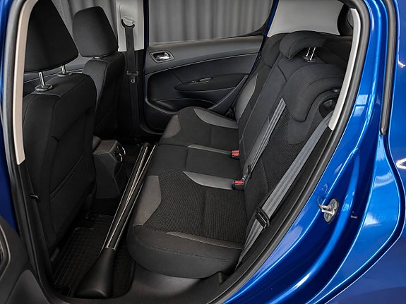 Peugeot 308 5 of 5
