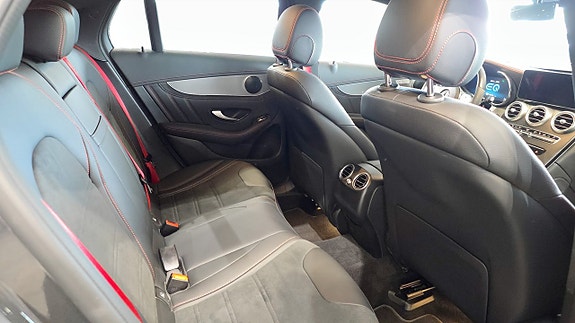 Mercedes-Benz GLC300 e 5 of 5