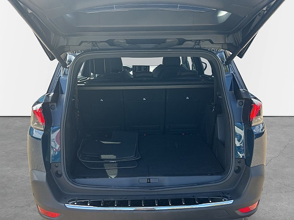 Peugeot 5008 7 of 15
