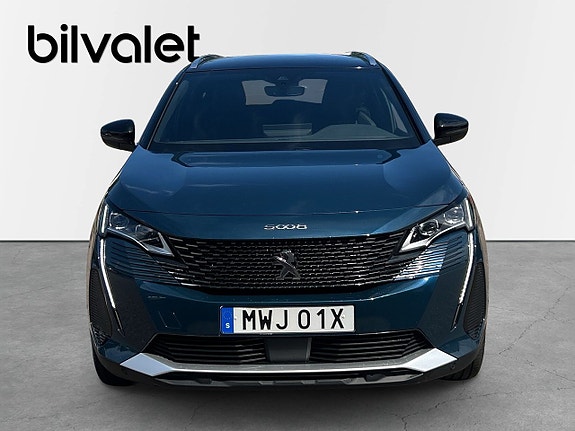 Peugeot 5008 2 of 5