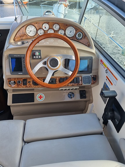Larson 274 Cabrio Familjecruiser med stora uppdateringar 7 of 14