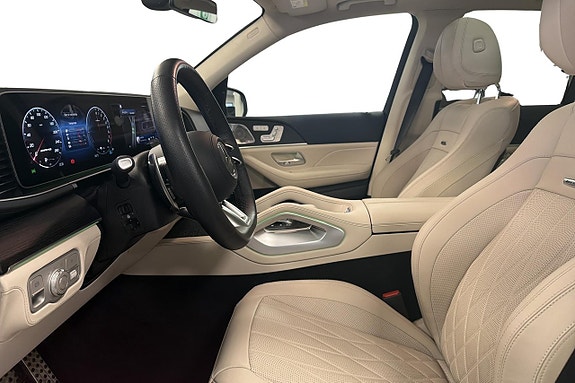 Mercedes-Benz GLE53 8 of 21