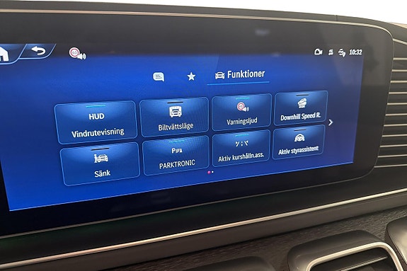 Mercedes-Benz GLE53 13 of 21