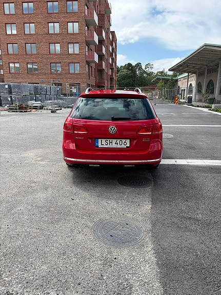 Volkswagen Passat 4 of 5