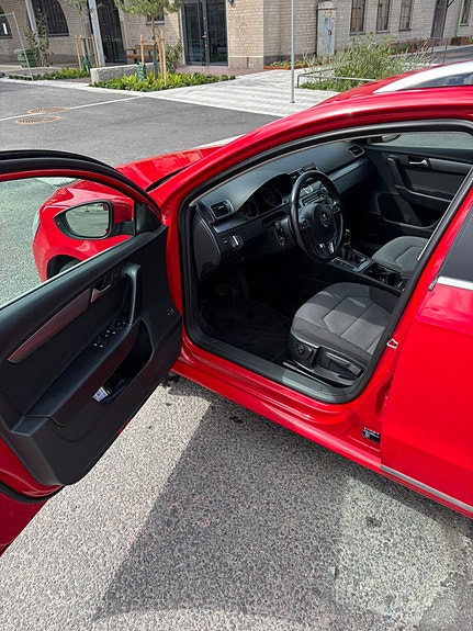 Volkswagen Passat 5 of 5