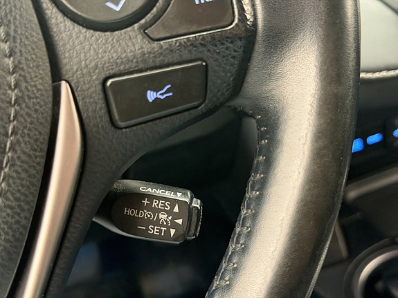 Toyota RAV4 22 of 30