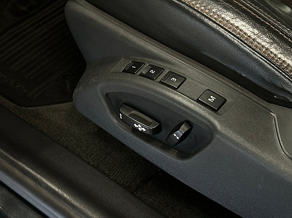 Volvo XC60 13 of 26