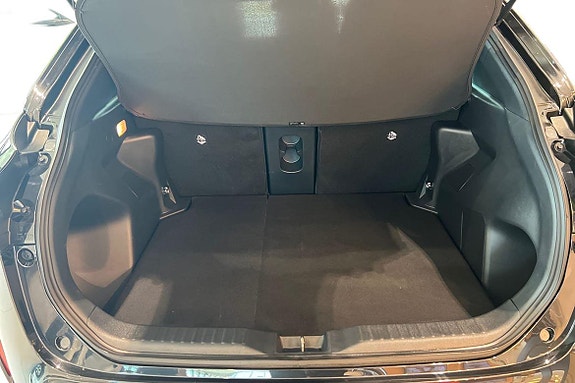 Toyota Yaris Cross 12 of 21