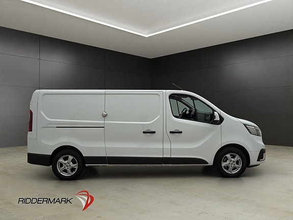 Renault Trafic 2 of 5