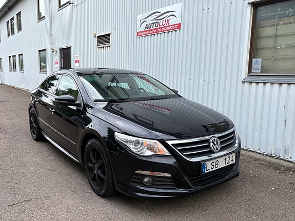 Volkswagen Passat CC 4 of 5