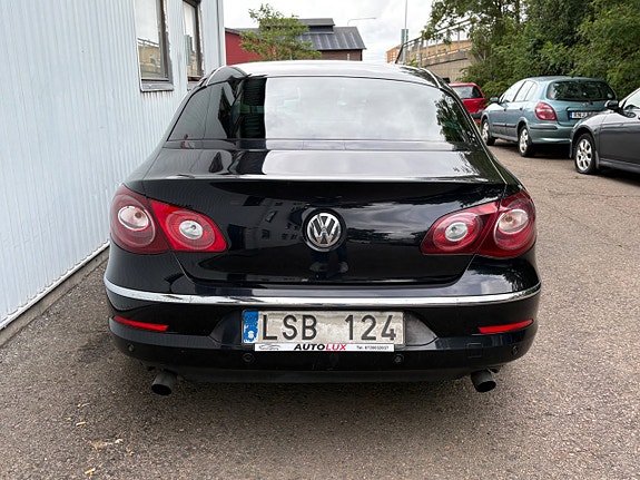 Volkswagen Passat CC 7 of 15