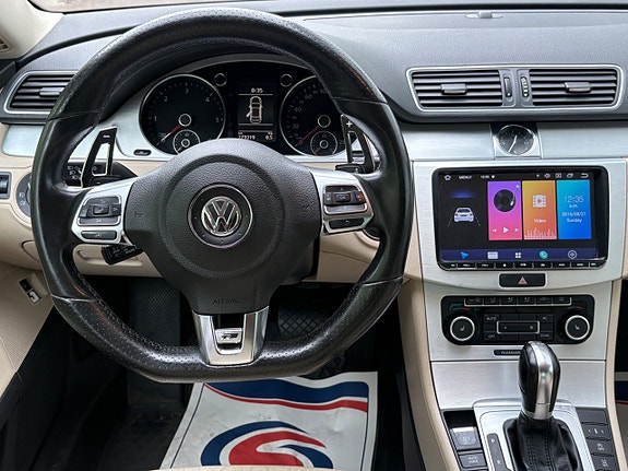 Volkswagen Passat CC 13 of 15