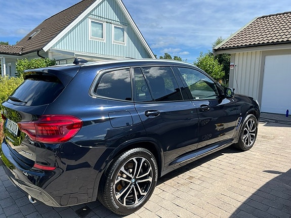 BMW X3 4 of 5