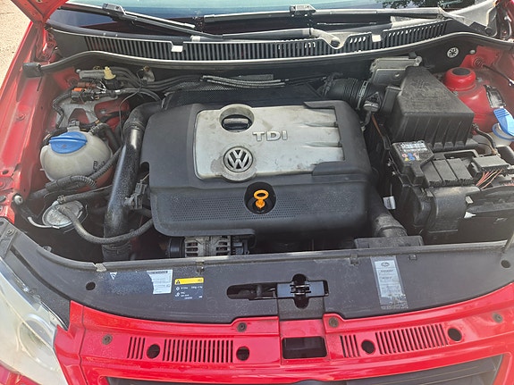 Volkswagen Polo 3 of 5