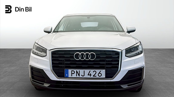 Audi Q2 4 of 5