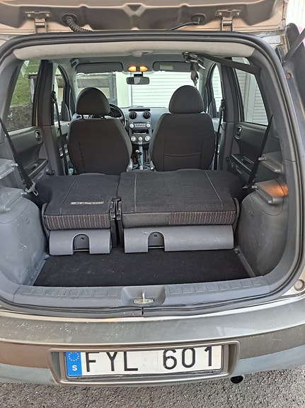 Mitsubishi Colt 4 of 5