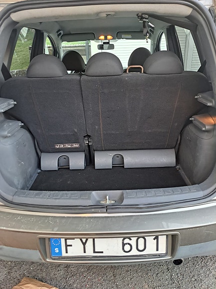 Mitsubishi Colt 6 of 6