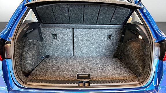 Seat Arona 12 of 13
